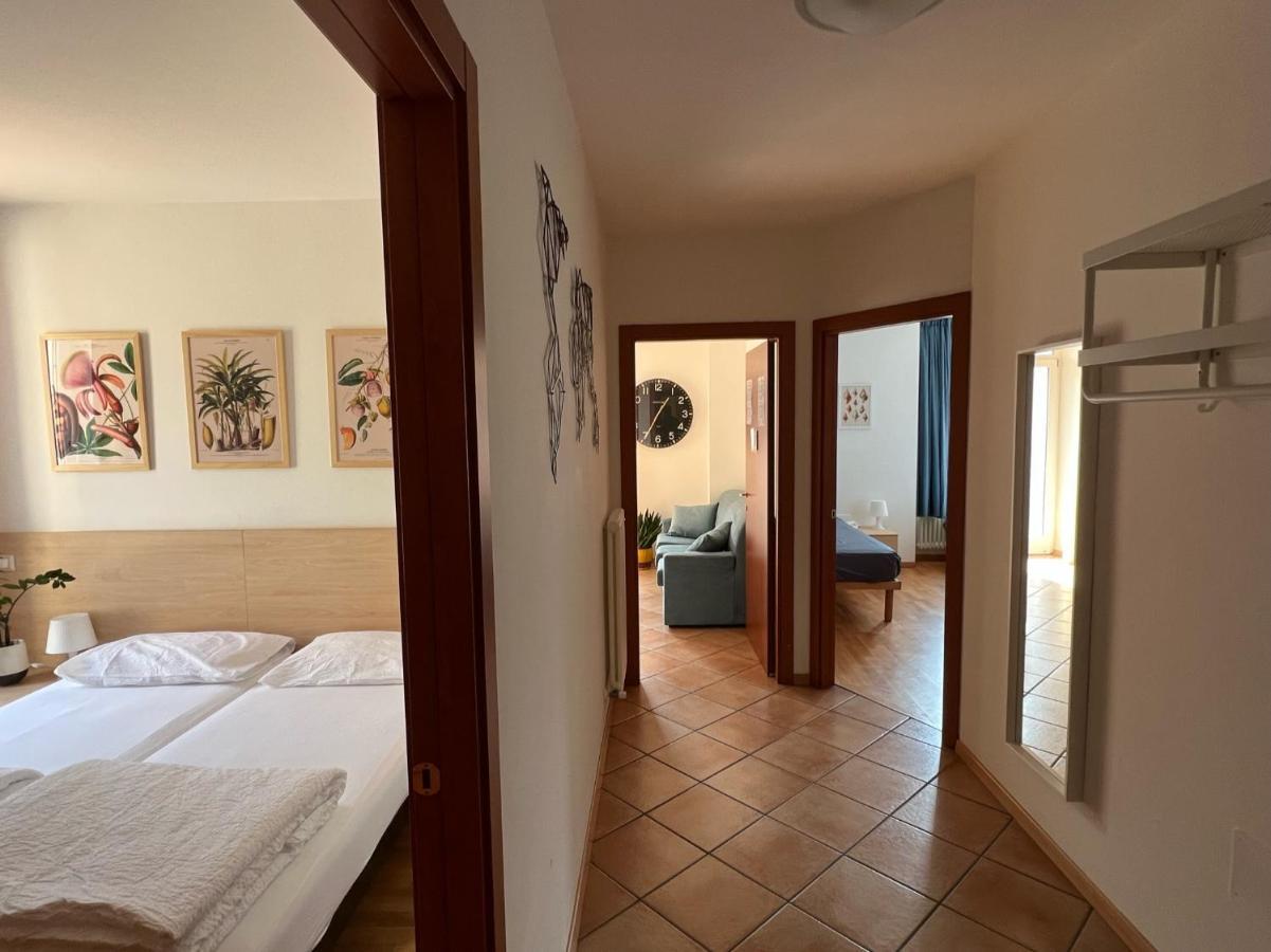 Appartamenti Baia Azzurra 5. Торболе Экстерьер фото